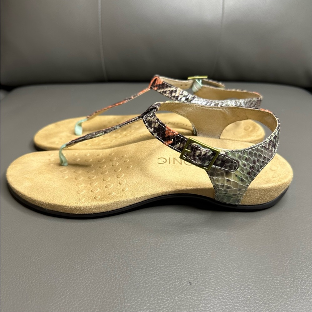 Vionic Snakeskin Pattern Leather T-Strap Multicolored Sandals Size 8 - Picture 6 of 13